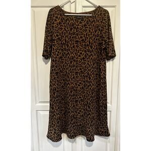 Lands End Shift Dress Size Large 14-16 Leopard Cheetah Ruffle Trim Edgy Dainty